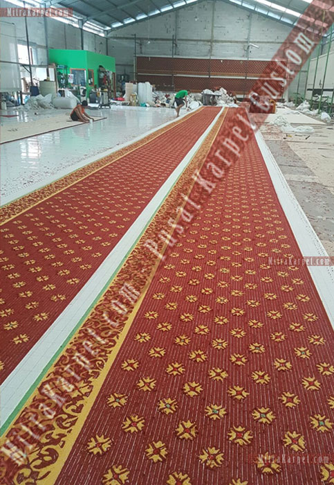 Finishing Karpet Masjid Darul Taqwa Sarawak Malaysia