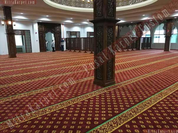 Indahnya Karpet Masjid Darul Taqwa Sarawak Malaysia